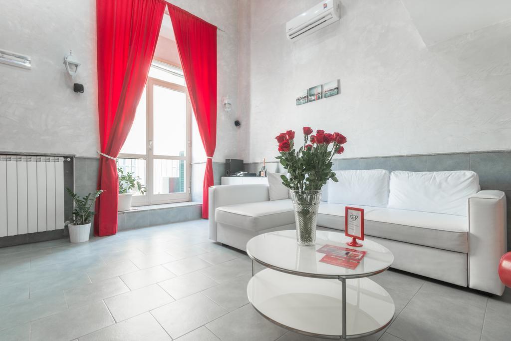 Aparthotel Angioini *