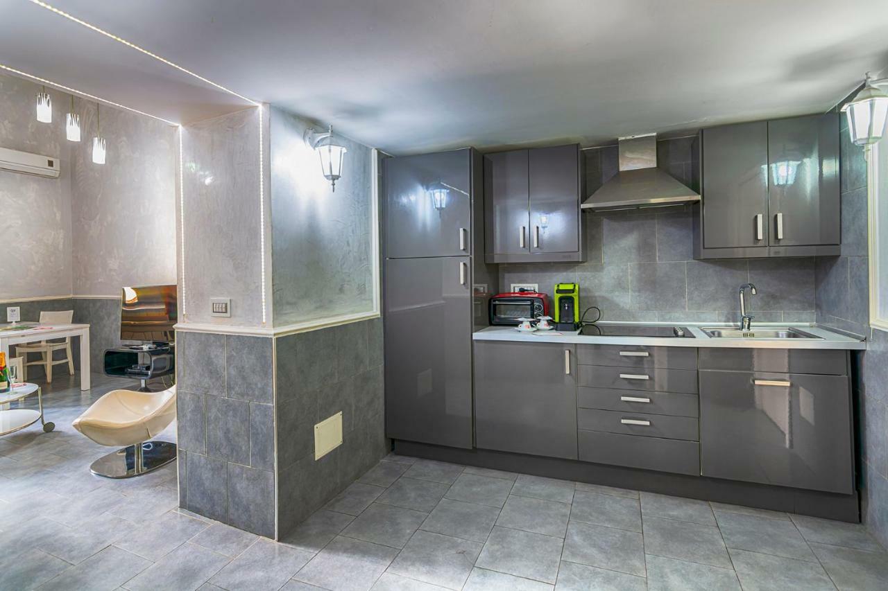 Angioini Aparthotel Napoli